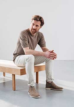 BLACKSTONE-250x360-1_20230307112459853